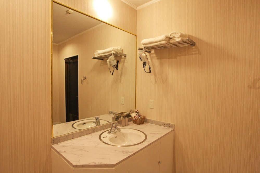 Hotel Pagoda Nara Bagian luar foto