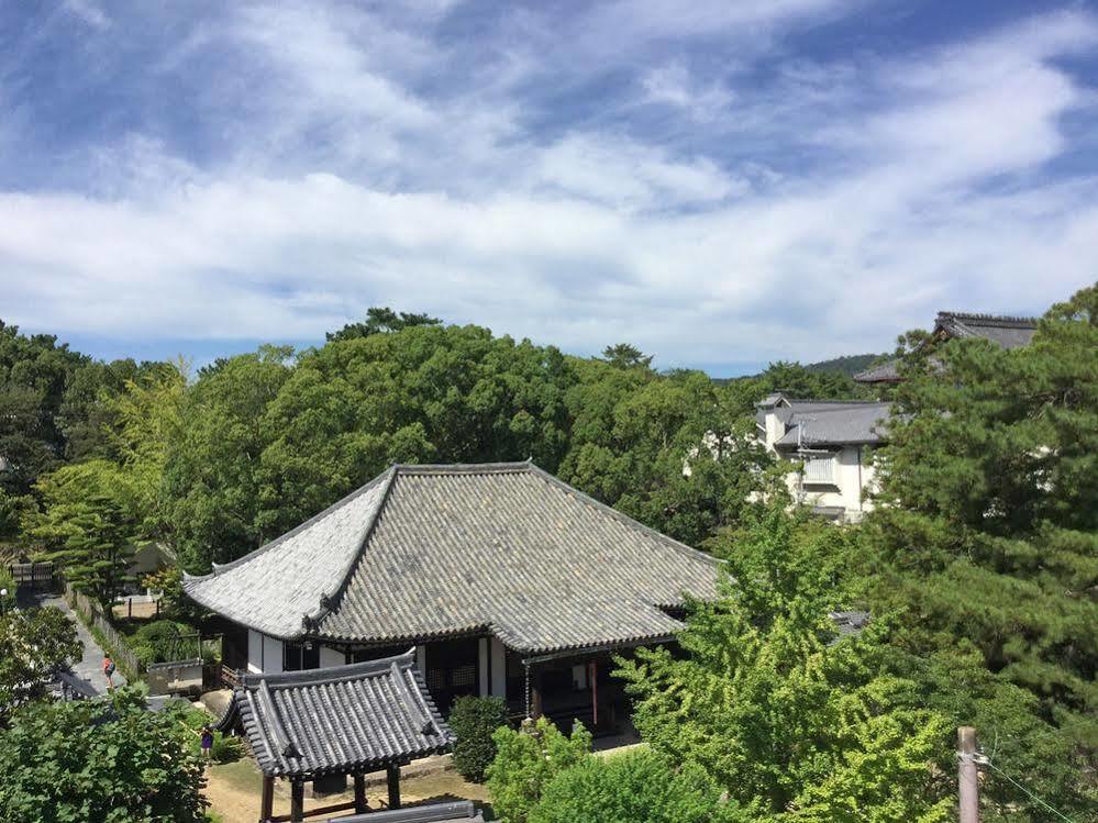 Hotel Pagoda Nara Bagian luar foto